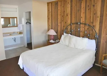 Bryce Canyon Pines hotel thumbnail 8
