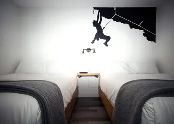 Crash Hotel Squamish hotel thumbnail 6