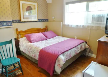 Cavendish Breeze Inn hotel thumbnail 3