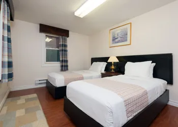 Leelas Villa Inn Flesherton hotel thumbnail 2