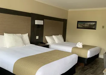 Cairns Motel hotel thumbnail 2