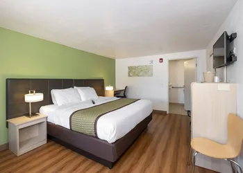American Inn hotel thumbnail 8