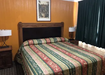 Ruta Motel hotel thumbnail 3