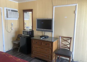 Ruta Motel hotel thumbnail 5