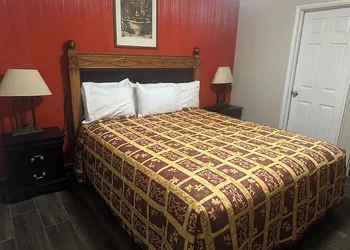 Ruta Motel hotel thumbnail 8