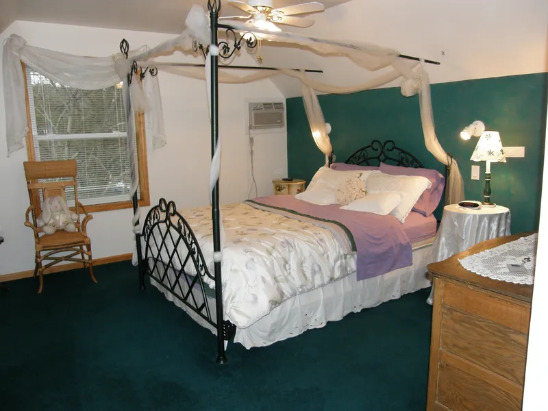 Berkshire Mountain House hotel detail image 2