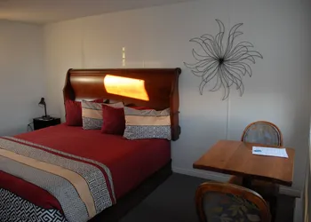 Harbourview Motel & Accommodations hotel thumbnail 7