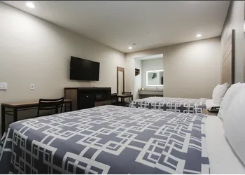 Palace Inn Conroe hotel thumbnail 4