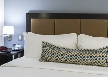 Candlewood Suites Celaya by IHG hotel thumbnail 5