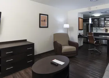 Candlewood Suites Celaya by IHG hotel thumbnail 6