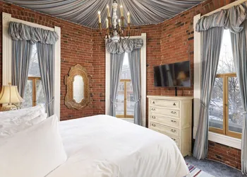 The Residence Hotel hotel thumbnail 7