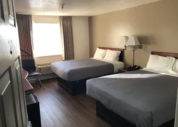 Ameri-Stay Inn & Suites hotel thumbnail 4
