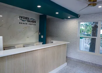 Ivory Sands Beach Suites hotel thumbnail 3