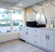 Ivory Sands Beach Suites hotel detail image 4