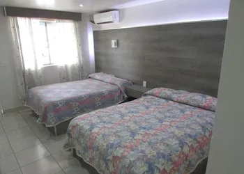 Hotel Los Pinos hotel thumbnail 2