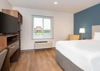 WoodSpring Suites Carol Stream - Chicago hotel thumbnail 6