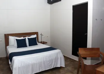 Hotel 15 Avenida hotel thumbnail 3