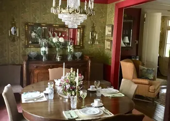 Governor's Bed and Breakfast hotel thumbnail 6