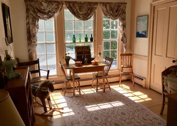 Governor's Bed and Breakfast hotel thumbnail 8