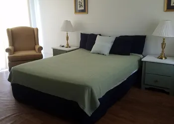 Becket Motel hotel thumbnail 2