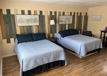 Riverview Inn hotel thumbnail 6
