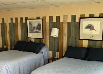 Riverview Inn hotel thumbnail 7