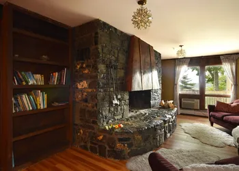 Lotus Mountain Retreat hotel thumbnail 5