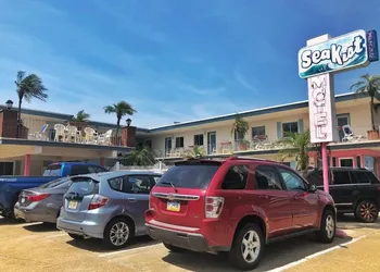 Sea Kist Motel hotel thumbnail 5