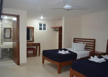 Progreso Beach Hotel hotel thumbnail 5