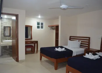 Progreso Beach Hotel hotel thumbnail 5
