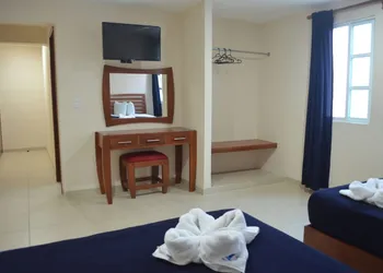 Progreso Beach Hotel hotel thumbnail 6