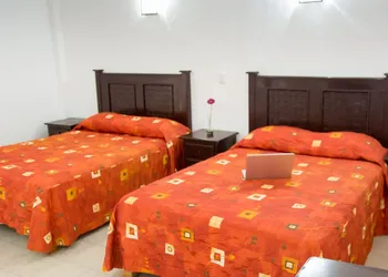 Hotel Zirahuen hotel thumbnail 4