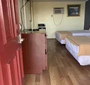Sunset Inn hotel detail image 5