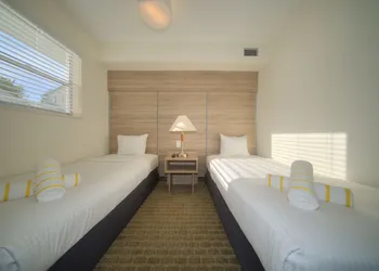 Club Lux Resort By the Beach hotel thumbnail 7