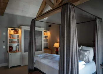 Public House Lofts hotel thumbnail 4