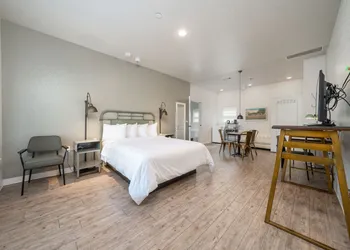 Best Court hotel thumbnail 5