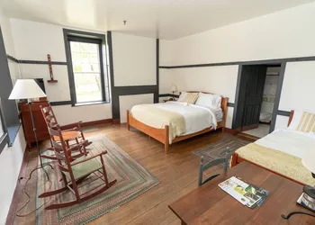 Shaker Village of Pleasant Hill hotel thumbnail 8
