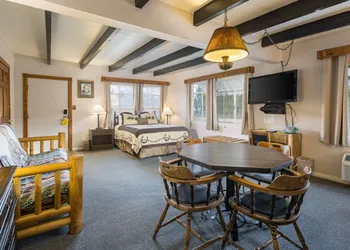 Apache Motel hotel thumbnail 5