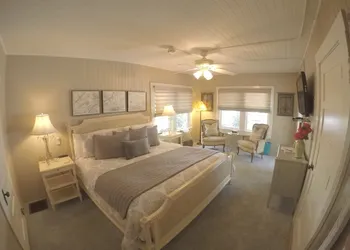 The Hibiscus House hotel thumbnail 6