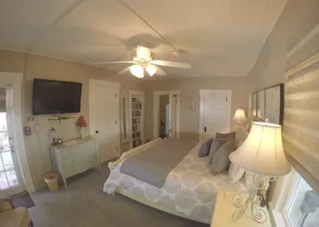 The Hibiscus House hotel thumbnail 7