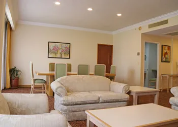 Holiday Inn La Piedad by IHG hotel thumbnail 8
