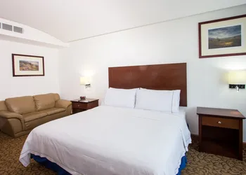 Holiday Inn Express Nuevo Laredo by IHG hotel thumbnail 2