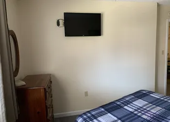 Olde Gatlinburg Rentals hotel thumbnail 3
