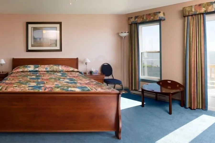 Parkland Village Inn hotel detail image 6