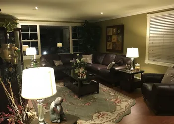 Castle Landing hotel thumbnail 2