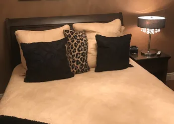 Castle Landing hotel thumbnail 5
