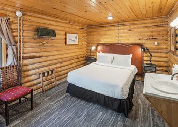 Denali Crow's Nest Cabins hotel thumbnail 5