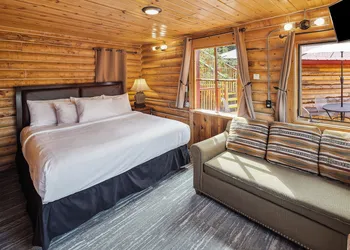 Denali Crow's Nest Cabins hotel thumbnail 8