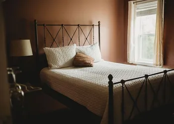 The Carriage House Inn hotel thumbnail 6