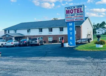 Villa Inn Motel Near Hwy 12 WI Capital O hotel thumbnail 3